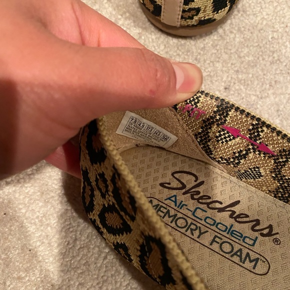 EUC Sketchers air comfort memory foam - Picture 4 of 4